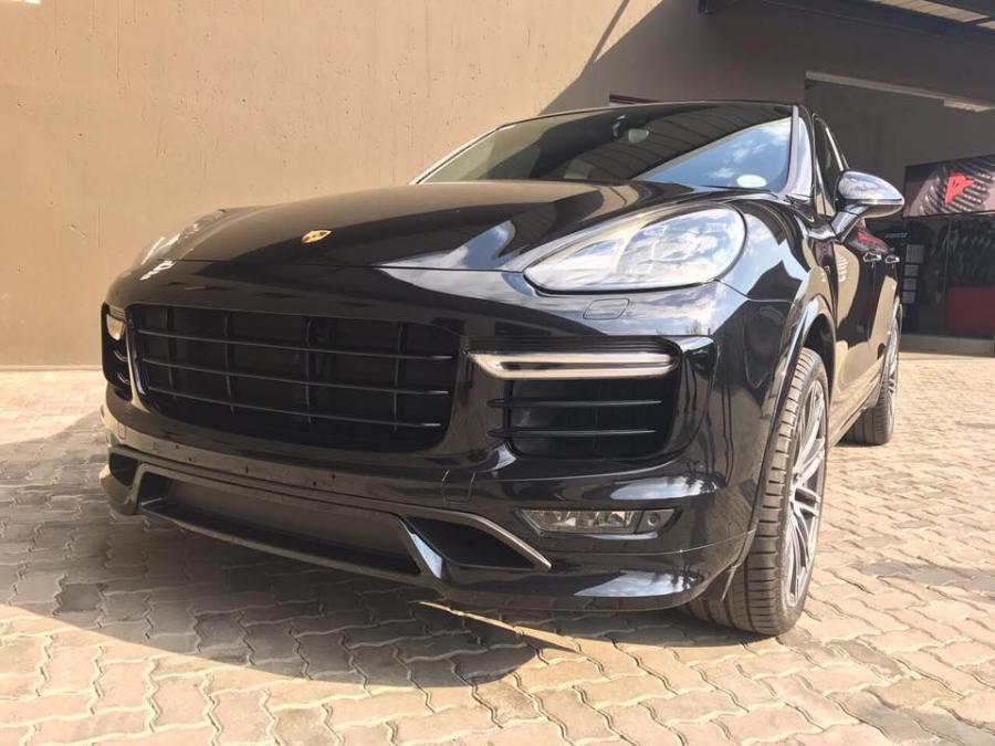  Porsche Cayenne by RACE! 2017 года  (фото 7 из 7)